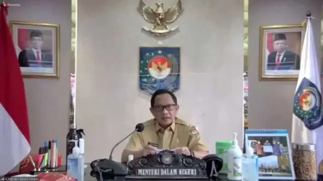 Mendagri Jelaskan Istilah PPKM Level 3 Batal Mendagri Jelaskan Istilah PPKM Level 3 Batal