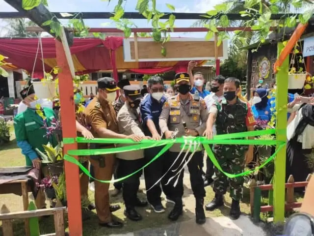 Kapolresta Tangerang Resmikan Taman Presisi Polsek Panongan di Desa Mekar Jaya Kapolresta Tangerang Resmikan Taman Presisi Polsek Panongan di Desa Mekar Jaya