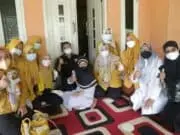 Wabup Tanto Warsono: Capaian Vaksinasi di Pandeglang Sudah 40%, Pelayanan ‘Door to Door’ Digencarkan Wakil Bupati Pandeglang Tanto Warsono Arban saat memantau kegiatan vaksin di Kampung Kaduhauk Kecamatan Cimanuk, Kamis (16/12/2021).