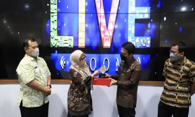 Giliran Kabupaten Brebes Adopsi Aplikasi e-Office Pemkot Tangerang Giliran Kabupaten Brebes Adopsi Aplikasi e-Office Pemkot Tangerang