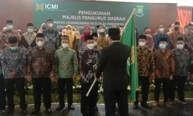 Pengukuhan ICMI Kota Tangerang, Hadir Sebagai Solusi Bangsa Pengukuhan ICMI Kota Tangerang, Hadir Sebagai Solusi Bangsa