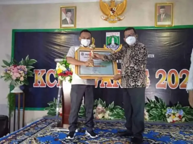 Sebagai Mitra Kerja Terbaik, PWI Kabupaten Tangerang Dapat Penghargaan KCD Awards 2021 Sebagai Mitra Kerja Terbaik, PWI Kabupaten Tangerang Dapat Penghargaan KCD Awards 2021