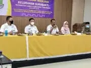 Musrenbang Kelurahan Sukabakti Curug Prioritaskan Pengembangan Ekonomi Lurah Obang saat menyampaikan sambutannya dalam kegiatan Musrenbang Kelurahan Sukabakti, Kecamatan Curug.