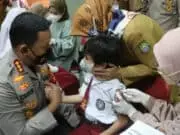 Polisi Klaim Vaksinasi Anak di Kota Tangerang Capai 72 persen Polisi Klaim Vaksinasi Anak di Kota Tangerang Capai 72 persen