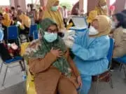 Pelayan Publik Kota Tangerang Vaksinasi Booster Covid-19 Pelayan Publik Kota Tangerang Vaksinasi Booster Covid-19