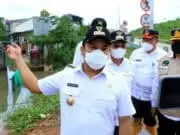 Picu Banjir, Pengembang Tol JORR II Harus Bertanggung Jawab Perbaiki Saluran Air Picu Banjir, Pengembang Tol JORR II Harus Bertanggung Jawab Perbaiki Saluran Air