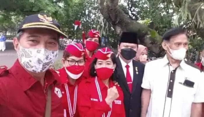 DPD GPPMP 14 Februari 1946" Banten, Ziarah dan Tabur Bunga Di Makam Bernard Wilhelm Lapian TMP Kalibata DPD GPPMP 14 Februari 1946" Banten, Ziarah dan Tabur Bunga Di Makam Bernard Wilhelm Lapian TMP Kalibata