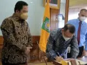 Pemkot dan Kejari Kota Tangerang Tandatangani Kerjasama Bidang Perdata dan Tata Usaha Negara Pemkot dan Kejari Kota Tangerang Tandatangani Kerjasama Bidang Perdata dan Tata Usaha Negara