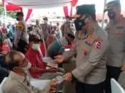 Serbuan Vaksinasi Lansia Kolaborasi Polres Metro Tangerang Kota dan Pemkot, 18 Mobil Vaksin Dikerahkan Serbuan Vaksinasi Lansia Kolaborasi Polres Metro Tangerang Kota dan Pemkot, 18 Mobil Vaksin Dikerahkan