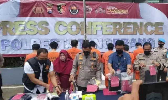 Ngeri! 20 Anak di Kabupaten Tangerang Jadi Korban Perkosaan 7 Pelaku Biadab Ngeri! 20 Anak di Kabupaten Tangerang Jadi Korban Perkosaan 7 Pelaku Biadab