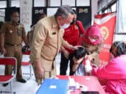 Wali Kota Tangsel Pelaksanaan Vaksin Dosis ke 2 di SDN Pisangan 02 Wali Kota Tangsel Pelaksanaan Vaksin Dosis ke 2 di SDN Pisangan 02