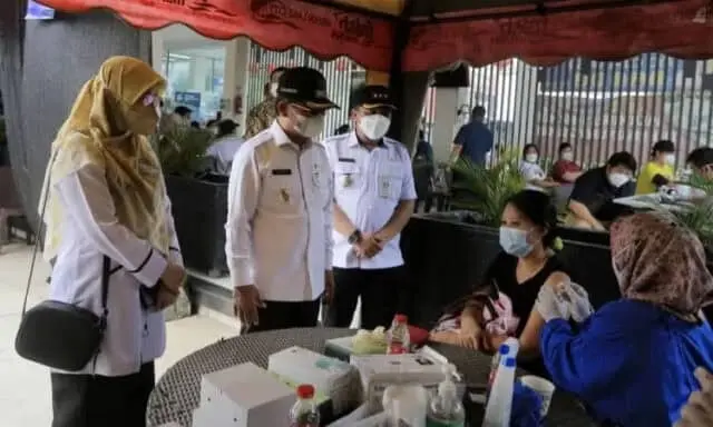 Sachrudin: Ajak Seluruh Keluarga dan kerabat Untuk Vaksinasi Covid-19 Sachrudin: Ajak Seluruh Keluarga dan kerabat Untuk Vaksinasi Covid-19