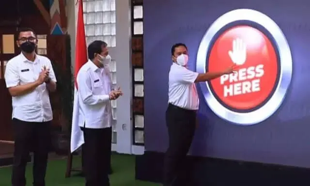 Wali Kota Launching Aplikasi Tangerang Cakap Kerja Wali Kota Launching Aplikasi Tangerang Cakap Kerja