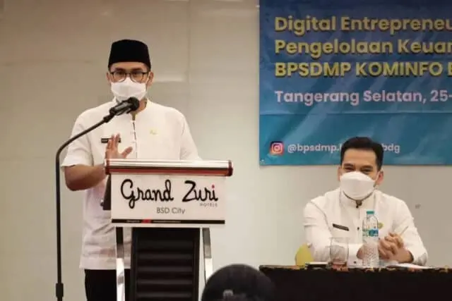 Wakil Wali Kota Buka Pelatihan Digital Entrepreneurship Academy Angkatan ke-3 Wakil Wali Kota Buka Pelatihan Digital Entrepreneurship Academy Angkatan ke-3