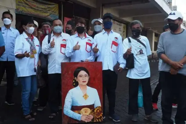 Dukungan Merebak, Pekik “Puan Presiden” Muncul di Titik-titik Kunjungan Ketua DPR RI di Jawa Timur Dukungan Merebak, Pekik “Puan Presiden” Muncul di Titik-titik Kunjungan Ketua DPR RI di Jawa Timur