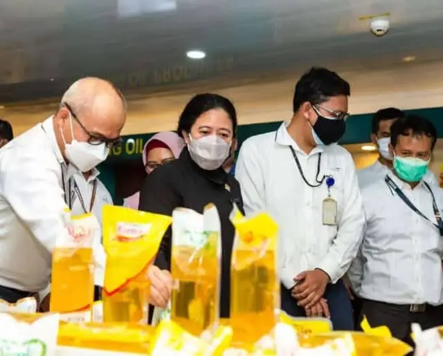 Kunker di Jatim, Puan Cek Harga Pasokan Minyak Goreng dan Tempe Kunker di Jatim, Puan Cek Harga Pasokan Minyak Goreng dan Tempe