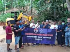 Relawan AHY Kirim Bantuan Excavator, Bersihkan Material Dampak Longsor dan Banjir di Serang Relawan AHY Kirim Bantuan Excavator, Bersihkan Material Dampak Longsor dan Banjir di Serang