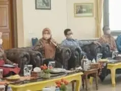 Bupati Irna Bareng Kanwil DJKN Banten & KPKNL Bahas Lelang Aset Kendaraan Bermotor di Pandeglang Bupati Irna Bareng Kanwil DJKN Banten & KPKNL Bahas Lelang Aset Kendaraan Bermotor di Pandeglang