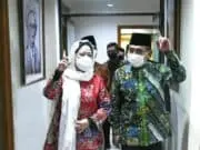 Di Kantor PBNU, Puan Maharani Kembali Tegaskan Pemilu Tetap 2024 Di Kantor PBNU, Puan Maharani Kembali Tegaskan Pemilu Tetap 2024