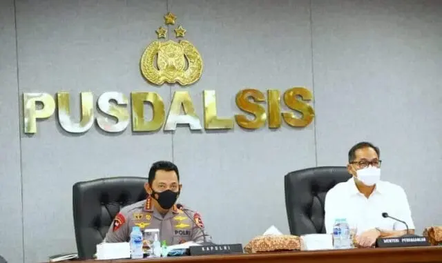Kapolri Pastikan Minyak Goreng Tersedia di Pasaran, Cegah Potensi Pelanggaran Kapolri Pastikan Minyak Goreng Tersedia di Pasaran, Cegah Potensi Pelanggaran