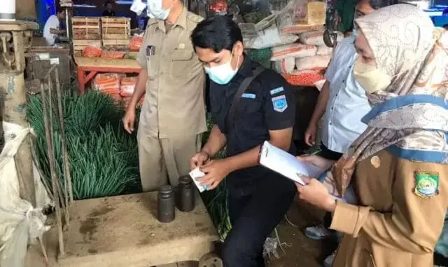 Uji Tera Sasar 1.605 Alat UTTP di Pasar Induk Jatiuwung Uji Tera Sasar 1.605 Alat UTTP di Pasar Induk Jatiuwung