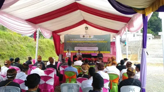 MPMK Gelar Seminar Nasional Bahas Perjuangan Masyarakat Adat MPMK Gelar Seminar Nasional Bahas Perjuangan Masyarakat Adat