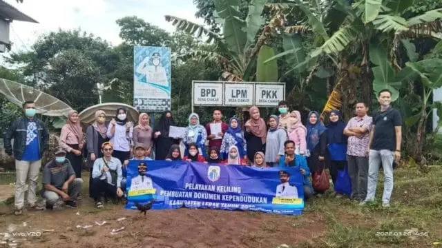 Disdukcapil Lebak Lakukan Pelayanan Keliling ke Masyarakat Desa Disdukcapil Lebak Lakukan Pelayanan Keliling ke Masyarakat Desa