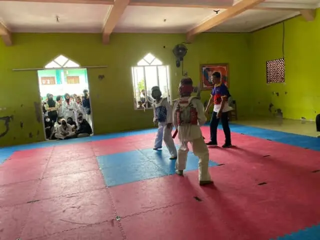db0e485e49d64e38a03a7d2ac4f874cb Atlet taekwondo pelajar saat mengikuti perlombaan seleksi.