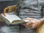 13 Jenis-jenis Pembaca Buku, Kira-kira Kamu Yang mana? 13 Jenis-jenis Pembaca Buku, Kira-kira Kamu Yang mana?
