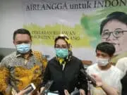 Relawan Airin Kabupaten Tangerang Deklarasi Usung Ketum Golkar Airlangga Jadi Presiden 2024 Airin Rachmi Diany didampingi Sekretaris Golkar Kabupaten Tangerang, Muhamad Amud dan Kordinator Relawan Airin (Airlangga untuk Indonesia) Kabupaten Tangerang, Khotibyani