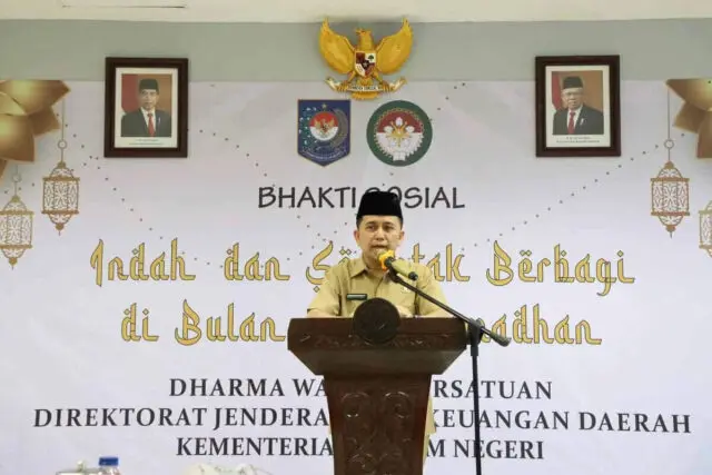 Dharma Wanita Ditjen Bina Keuda Kemendagri Gelar Baksos Dharma Wanita Ditjen Bina Keuda Kemendagri Gelar Baksos