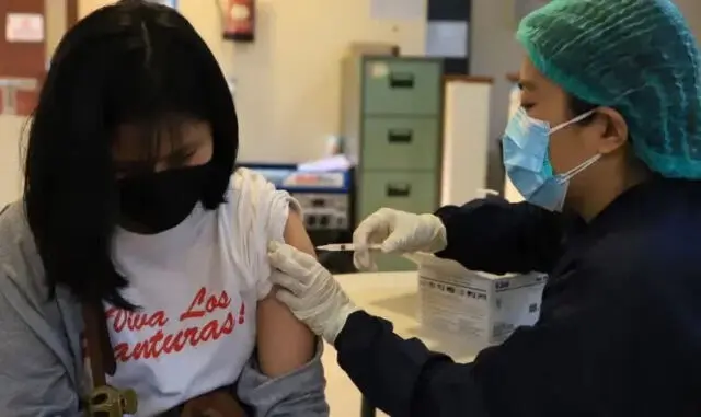 Jadi Syarat Mudik, Capaian Booster di Klaim Meningkat 25 Persen Selama Ramadhan Jadi Syarat Mudik, Capaian Booster di Klaim Meningkat 25 Persen Selama Ramadhan