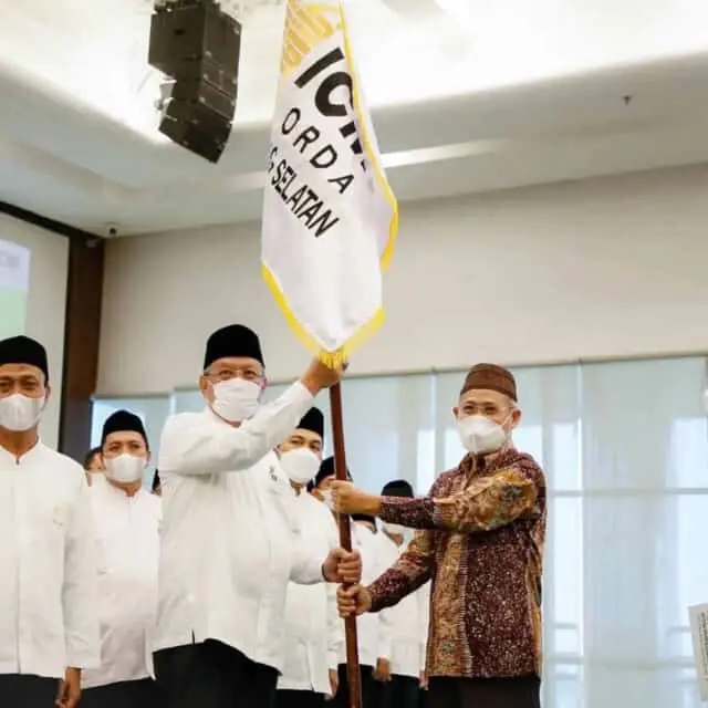 Dilantik Jadi Ketua ICMI, Benyamin Akan Kembangkan Ekonomi Syariah di Sistem Pemerintahan Dilantik Jadi Ketua ICMI, Benyamin Akan Kembangkan Ekonomi Syariah di Sistem Pemerintahan