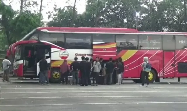 Start Mudik, H-10 Pemudik dari Terminal Bus Poris Plawad Terus Meningkat Start Mudik, H-10 Pemudik dari Terminal Bus Poris Plawad Terus Meningkat