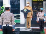 Wali Kota Benyamin Pimpin Apel Gelar Pasukan Operasi Ketupat 2022 Wali Kota Benyamin Pimpin Apel Gelar Pasukan Operasi Ketupat 2022