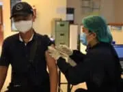 Khawatir KIPI, Jangan Suntik Vaksin Booster di Hari Keberangkatan Mudik Khawatir KIPI, Jangan Suntik Vaksin Booster di Hari Keberangkatan Mudik