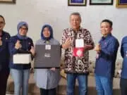 27 Tahun Melayani, Telkomsel Kunjungi Pelanggan Setia di Tangsel