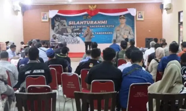 Ajak Awak Media Silaturahmi, KBP Zain Dwi Nugroho: Polisi dan Media Adalah Mitra Ajak Awak Media Silaturahmi, KBP Zain Dwi Nugroho: Polisi dan Media Adalah Mitra