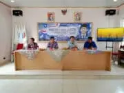 Ukar Sar’ih Anggota DPRD Kabupaten Tangerang Fraksi PAN Gelar Reses di Cijantra Pagedangan Tampak Ukar Sar'ih Anggota DPRD Kabupaten Tangerang saat memberikan sambutannya dalam kegiatan reses.