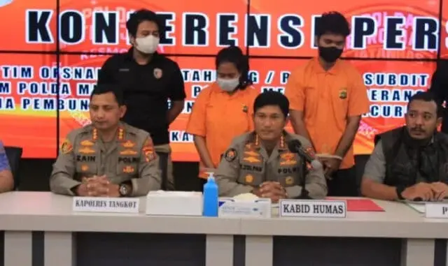 Motif Asmara Dibalik Pembunuhan di GLC, Sepasang Kekasih Ditangkap Motif Asmara Dibalik Pembunuhan di GLC, Sepasang Kekasih Ditangkap