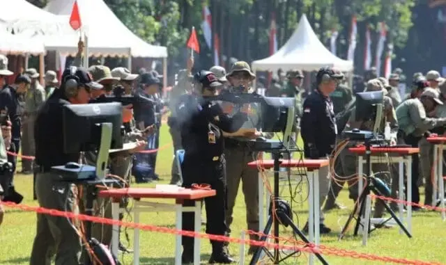 HUT Bhayangkara ke- 76, Pati Polri Vs Wartawan Lomba Menembak Piala Kapolri HUT Bhayangkara ke- 76, Pati Polri Vs Wartawan Lomba Menembak Piala Kapolri