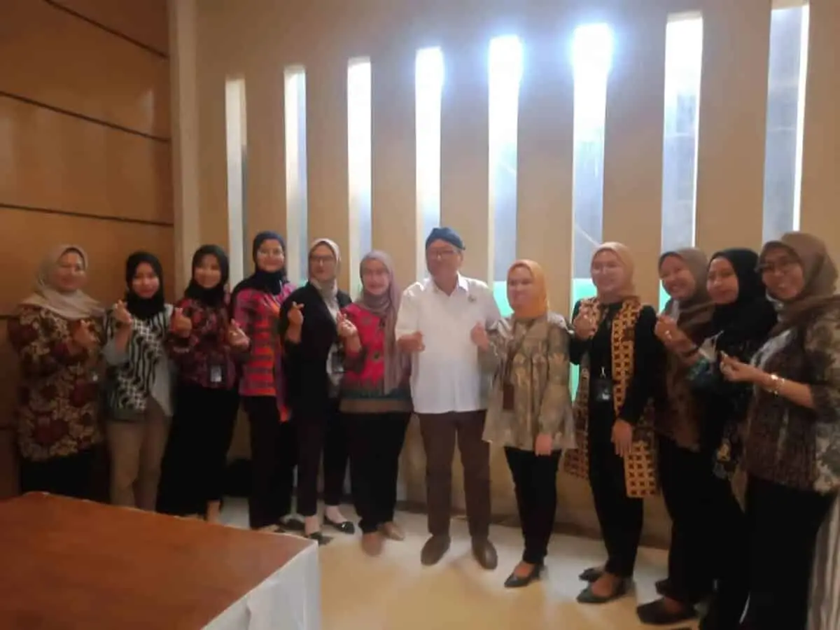 Ananta Wahana Bersama Petugas PNM.