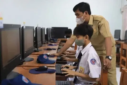 Kenapa Pilih Sekolah Swasta? Berikut Keunggulan dan Bantuan Pemkot Tangerang Kenapa Pilih Sekolah Swasta? Berikut Keunggulan dan Bantuan Pemkot Tangerang