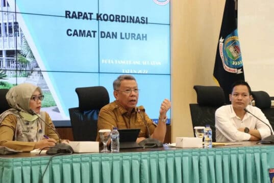 Gelar Rakor Camat dan Lurah se-Tangsel, Wali Kota Instruksikan untuk Benahi Data Pemilih