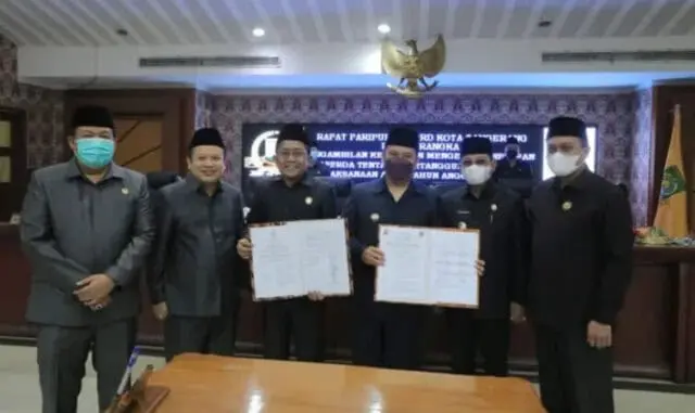 Tok! Pertanggungjawaban APBD 2021 Disetujui DPRD Kota Tangerang Tok! Pertanggungjawaban APBD 2021 Disetujui DPRD Kota Tangerang