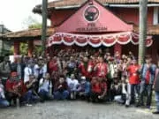 Rombongan Kader DPC PDIP Kabupaten Tangerang Ziarah ke Makam Bung Karno di Blitar, Begini kata Irvansyah Rombongan Kader DPC PDIP Kabupaten Tangerang Ziarah ke Makam Bung Karno di Blitar, Begini kata Irvansyah