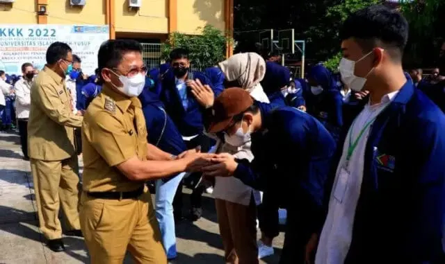 Sachrudin Lepas 1.054 Mahasiswa KKK di Kota dan Kabupaten Tangerang Sachrudin Lepas 1.054 Mahasiswa KKK di Kota dan Kabupaten Tangerang