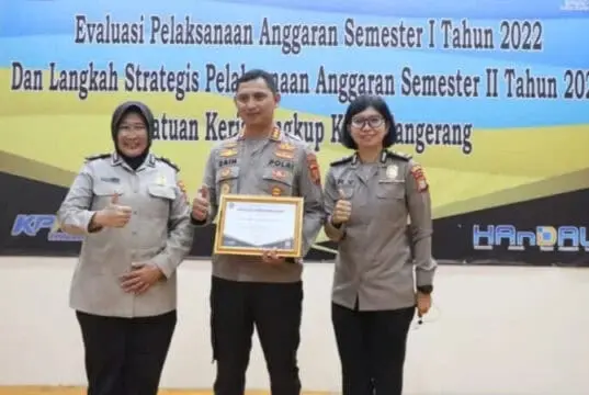 Polres Metro Tangerang Kota Raih Penghargaan IKPA Terbaik ke-3 Satker Besar Semester I Tahun 2022 Polres Metro Tangerang Kota Raih Penghargaan IKPA Terbaik ke-3 Satker Besar Semester I Tahun 2022