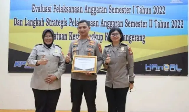 Polres Metro Tangerang Kota Raih Penghargaan IKPA Terbaik ke-3 Satker Besar Semester I Tahun 2022 Polres Metro Tangerang Kota Raih Penghargaan IKPA Terbaik ke-3 Satker Besar Semester I Tahun 2022