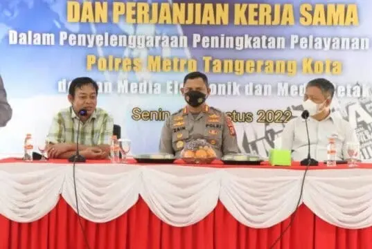 Kapolres Tandatangani Perjanjian Kerjasama dengan Media Kota Tangerang, Simak Komitmennya? Kapolres Tandatangani Perjanjian Kerjasama dengan Media Kota Tangerang, Simak Komitmennya?